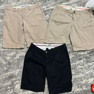 EUC Old Navy shorts sz 4  Three pair two tan and one pr black.